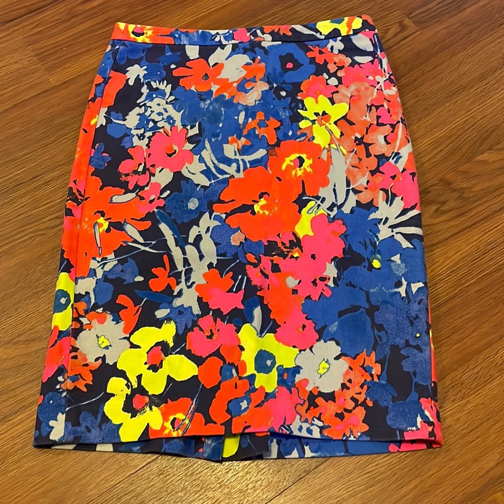 Loft skirt